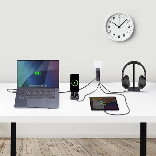 StarTech.com 140W USB-C Wall Charger, 3x USB-C/1x USB-A, PD 3.1 International GaN Power Adapter for MacBook/Dell XPS/Inspiron
