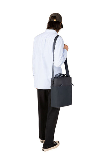 Incase INCO100685-NVY laptop case 35.6 cm (14") Briefcase Navy