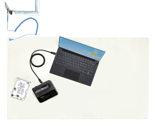 StarTech.com Anti Static Mat, ESD Mat for Electronics Repair, Anti Static Table/Desk Mat w/Detachable Grounding Wire, ANSI/ESD S 4.1, Flexible Thermoplastic Work Pad/Mat, 23x47 in (60x120cm)