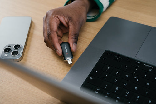 Verbatim Plectra USB-C Flash Drive Black 128GB