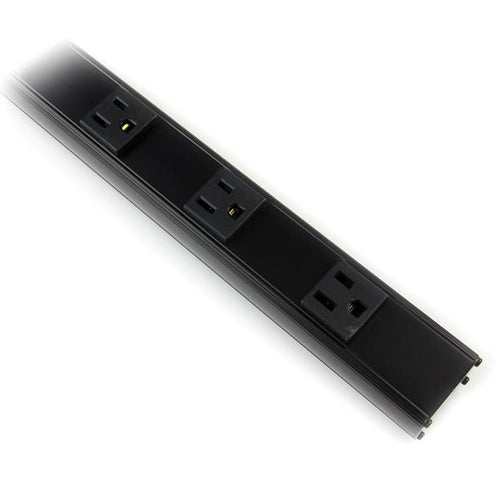 StarTech.com 24 Outlet 120V 15A Rackmount Power Strip