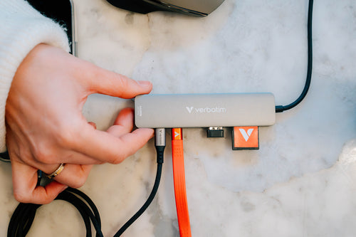 Verbatim USB-C Essentials Multiport Hub 7 ports: HDMI, USB-C, USB-C 3.2 Gen 1, 2 x USB-A 3.2 Gen 1, SD & microSD