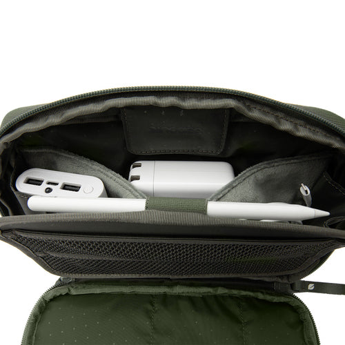 Incase Transfer 33 cm (13") Sleeve case Green