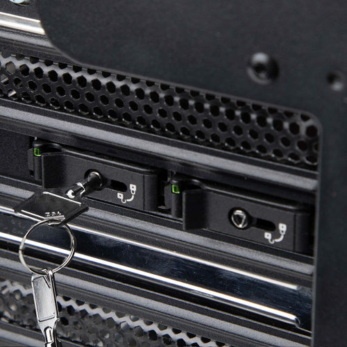 StarTech.com TR-M2-REMOVABLE-PCIE drive bay panel Storage drive tray Black, Silver