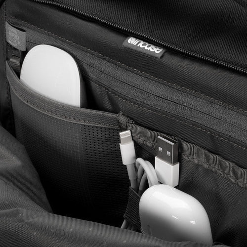 Incase INCO100682-BLK backpack Travel backpack Black Polyester