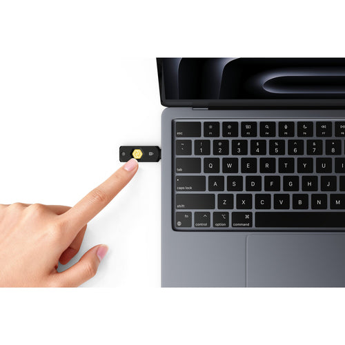 Kensington VeriMark NFC+ USB-C Security Key
