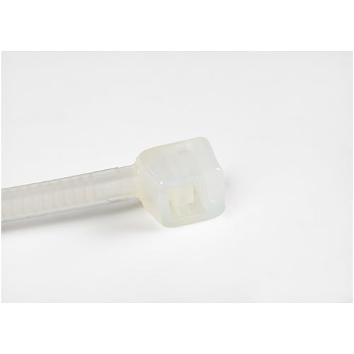 StarTech.com 4"(10cm) Cable Ties - 1/16"(2mm) wide, 7/8"(22mm) Bundle Diameter, 18lb(8kg) Tensile Strength, Nylon Self Locking Zip Ties with Curved Tip - 94V-2/UL Listed, 100 Pack - White