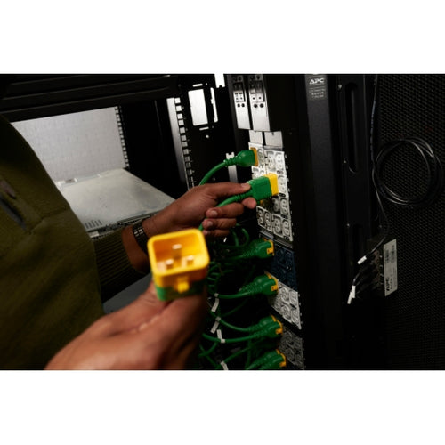 APC NetShelter Rack PDU Advanced, Switched, 3Phase, 22.1kW 400V 32A or 17.3kW 415V 30A, 48 Outlets, IEC309