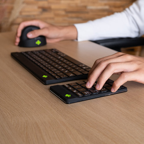 R-Go Tools Numeric keypad R-Go Numpad Break, ergonomic numeric keypad with break software, bluetooth, black