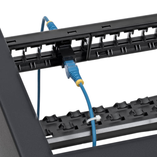 StarTech.com 24 Port 1U Blank Keystone Patch Panel with Cable Management Bar, Rackmount Cat6 Patch Panel for RJ45 UTP Ethernet Network Jacks